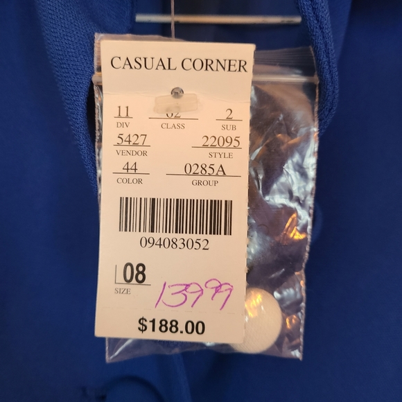 NWT Casual Corner Blue Button Down Blazer in size 8 - Picture 5 of 9